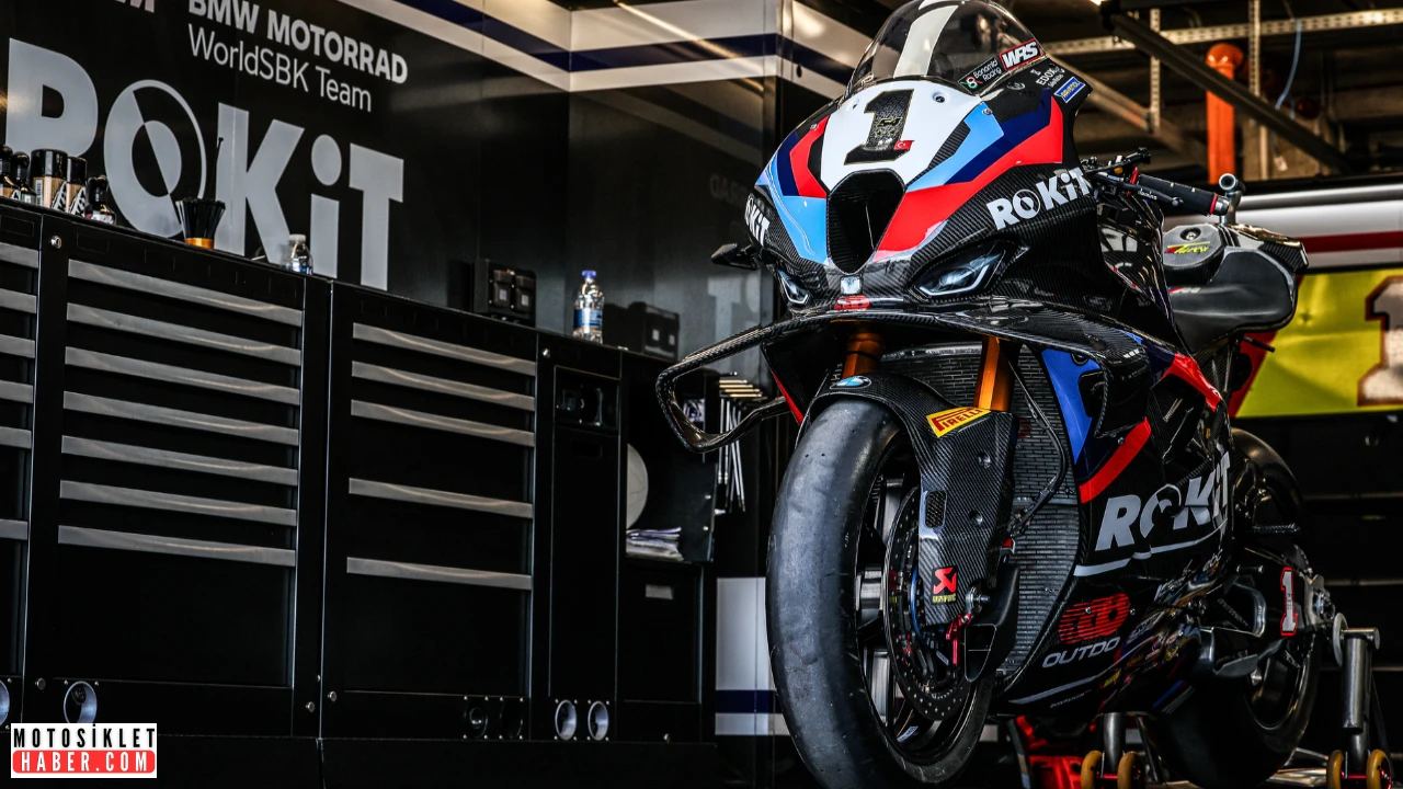 BMW’den Şampiyona Lideri M1000RR’ye Yeni Dokunuş!